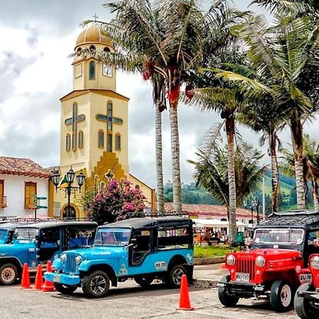 Viviendas Turisticas Sara Angel R1 サレント エクステリア 写真